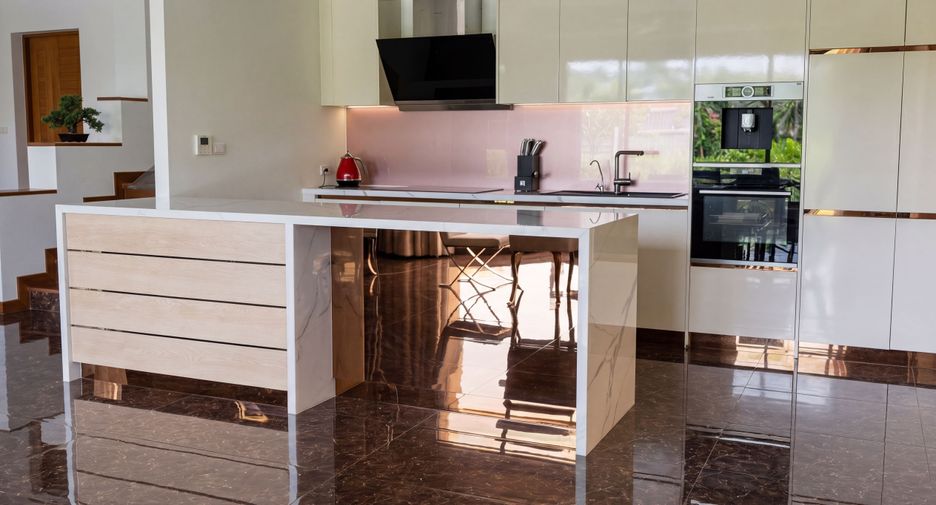 For sale 4 bedrooms villa in Thalang, Phuket