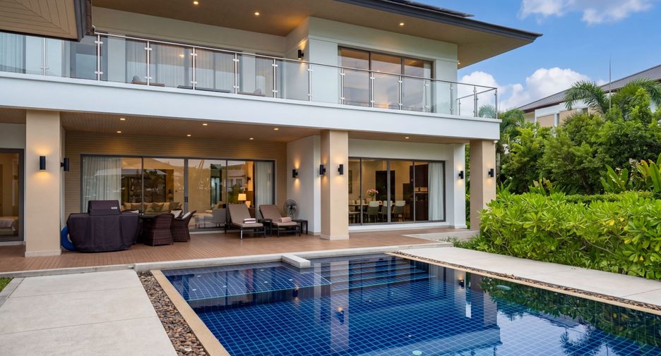 For sale 4 bedrooms villa in Thalang, Phuket