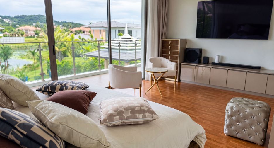 For sale 4 bedrooms villa in Thalang, Phuket