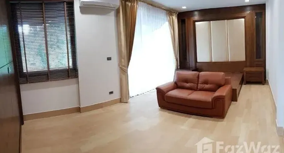 For sale and for rent 3 bedrooms house in San Sai, Chiang Mai