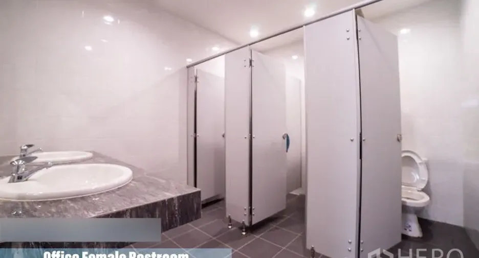 For rent studio house in Khlong Toei, Bangkok