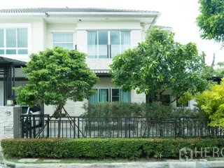 出租 和 出售 3 卧室 独立屋 在 Saphan Sung, 曼谷