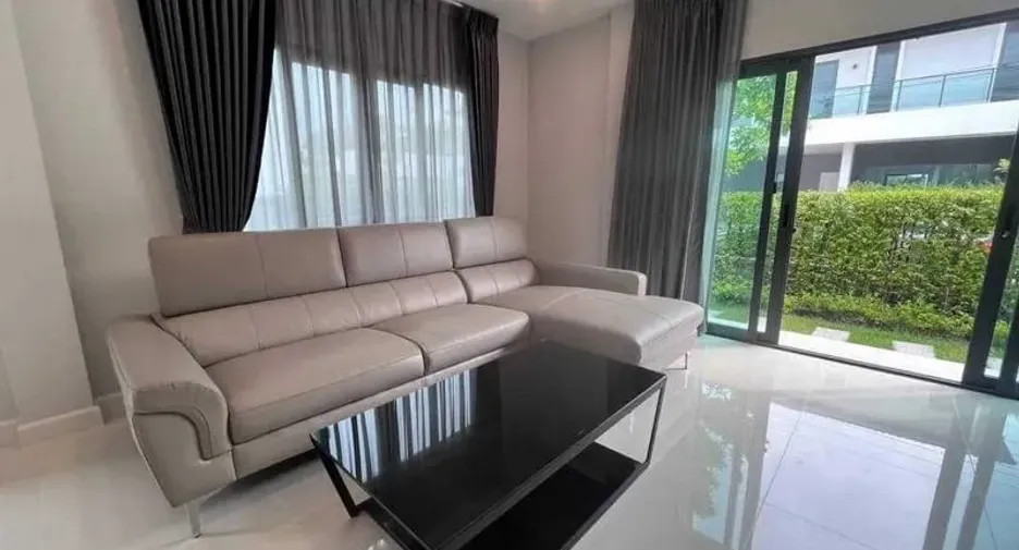 For rent 4 bedrooms house in Don Mueang, Bangkok