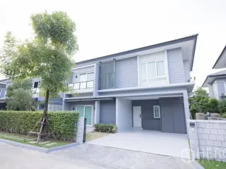 Haus zur Miete und zum Kauf mit 4 Zimmer in Prawet, Bangkok