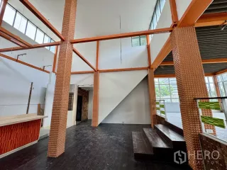 出租 商业空间 在 沙吞, 曼谷