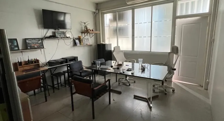 For rent retail Space in Watthana, Bangkok