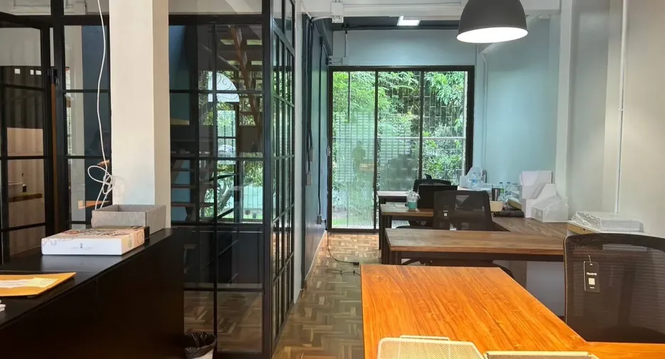 Büro zur Miete mit 3 Zimmer in Sathon, Bangkok