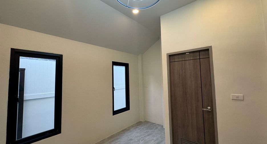 For sale 4 bedrooms house in Thalang, Phuket