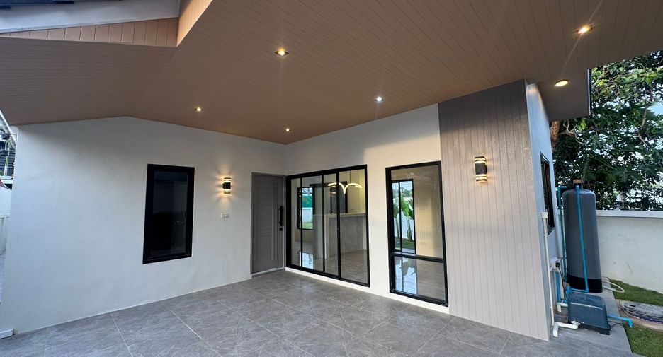 For sale 4 bedrooms house in Thalang, Phuket