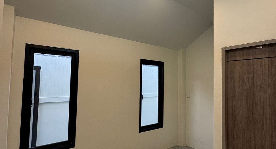 For sale 4 bedrooms house in Thalang, Phuket