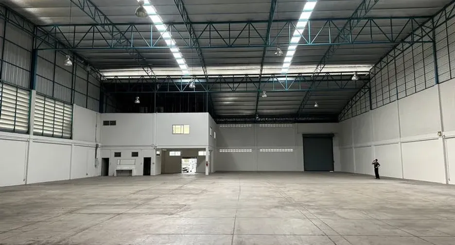 For rent warehouse in Si Racha, Chonburi