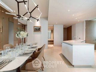 For rent 2 bedrooms condo in Khlong San, Bangkok