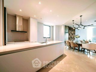 For rent 2 bedrooms condo in Khlong San, Bangkok