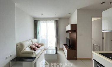 For rent 2 bedrooms condo in Phra Khanong, Bangkok