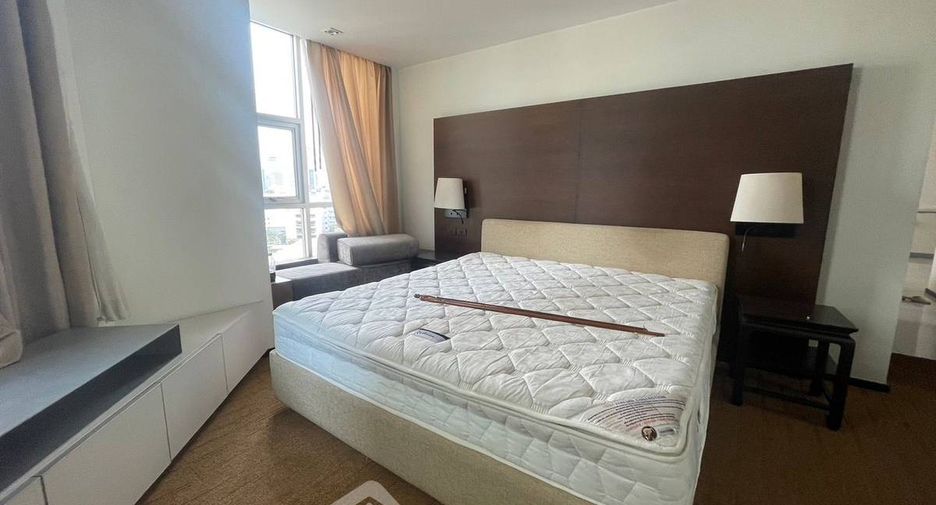 Condo en alquiler de 2 habitaciones en Sathon, Bangkok
