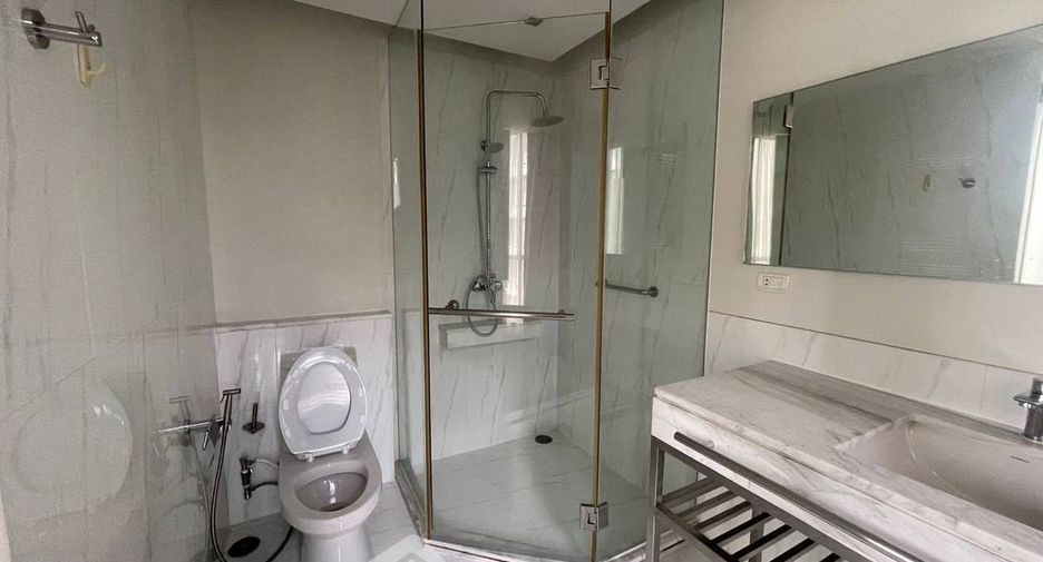 Condo en alquiler de 2 habitaciones en Sathon, Bangkok