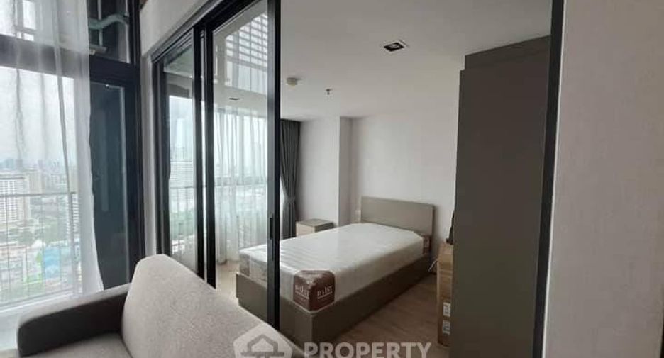 For rent 2 bedrooms condo in Huai Khwang, Bangkok