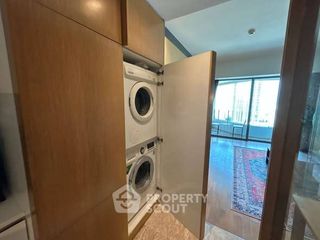 For rent 1 bed condo in Yan Nawa, Bangkok