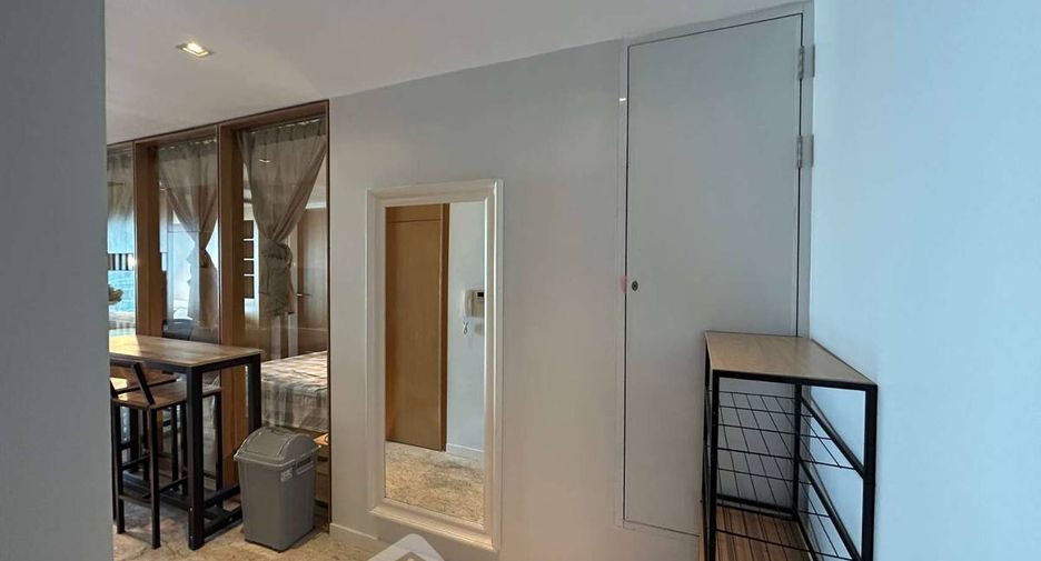 Wohnung zur Miete mit 1 Zimmer in Yan Nawa, Bangkok