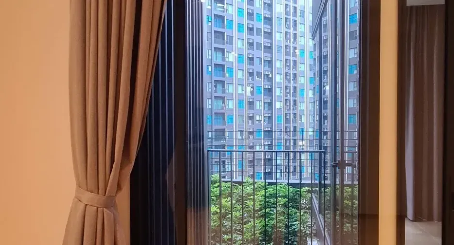 Condo en alquiler de 1 habitaciones en Huai Khwang, Bangkok