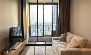 Condo en alquiler de 1 habitaciones en Khlong Toei, Bangkok
