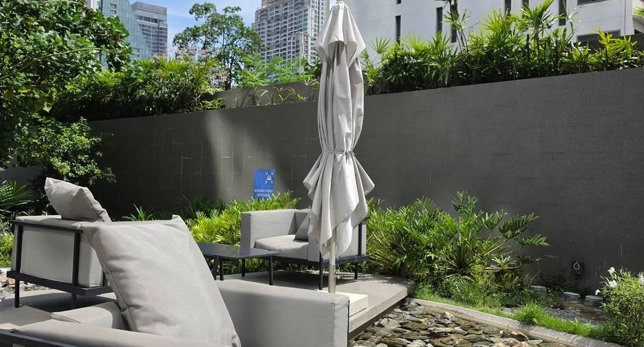 For rent 1 bed condo in Bang Rak, Bangkok