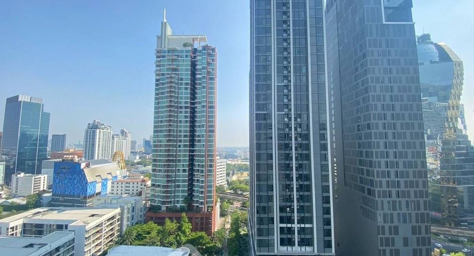 For rent 1 bed condo in Khlong Toei, Bangkok