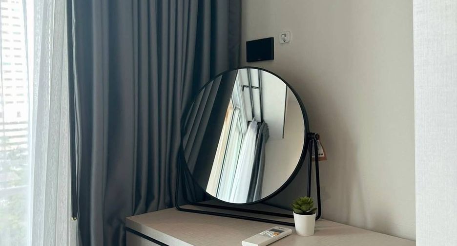 For sale 1 bed condo in Huai Khwang, Bangkok