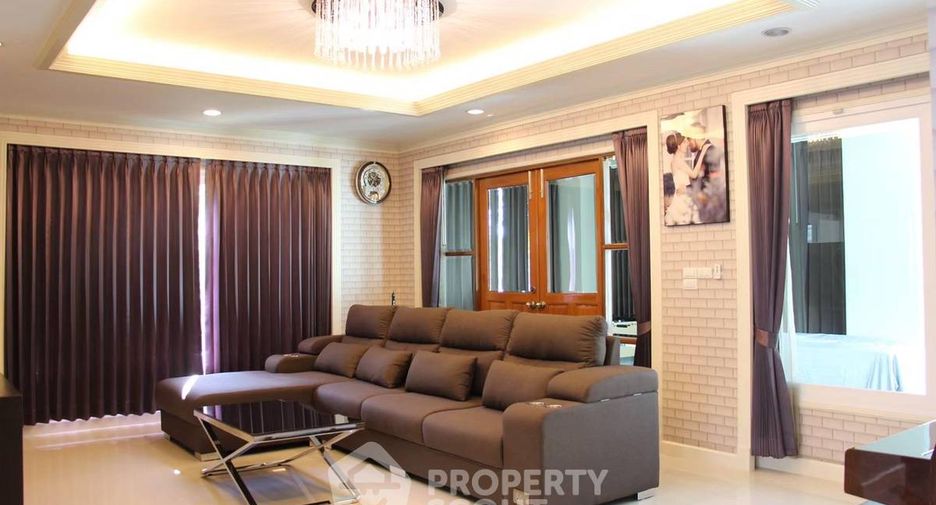 For sale 4 bedrooms house in Chom Thong, Bangkok