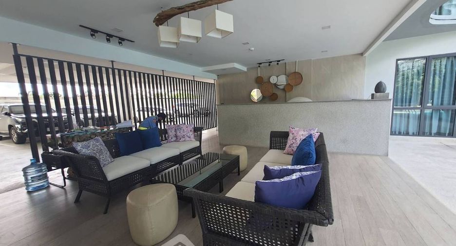 For sale 1 bed condo in Sattahip, Chonburi