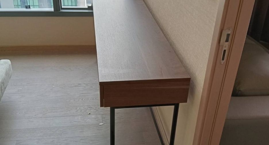 For sale 1 bed condo in Watthana, Bangkok