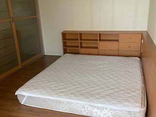 Condo en venta de 2 habitaciones en Yan Nawa, Bangkok