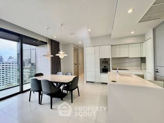 出售 2 卧室 公寓 在 Khlong Toei, 曼谷