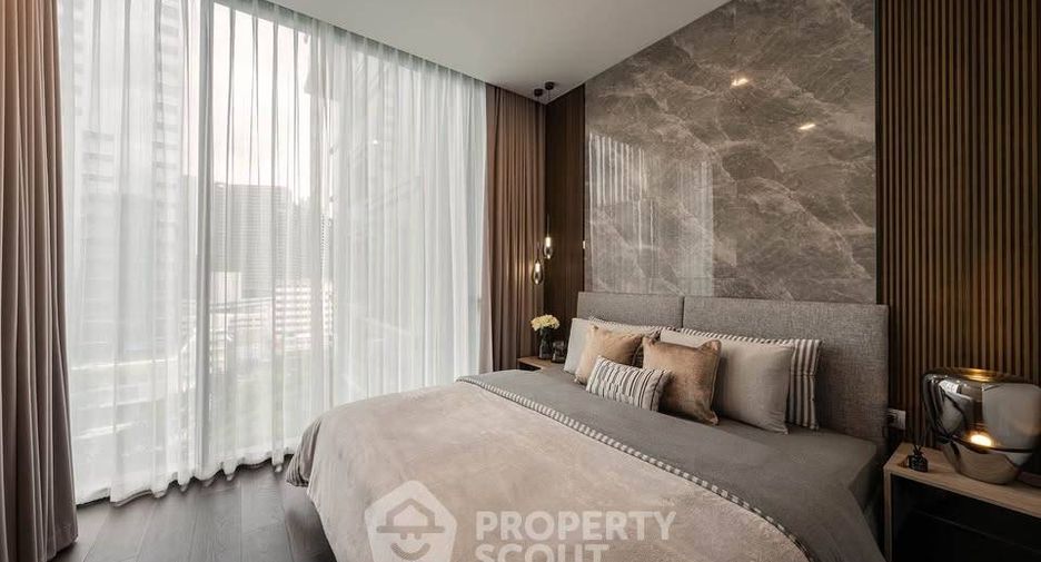 For sale 1 bed condo in Khlong Toei, Bangkok