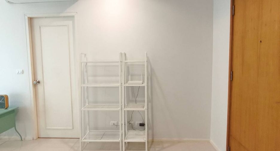 Wohnung zum Kauf mit 1 Zimmer in Watthana, Bangkok