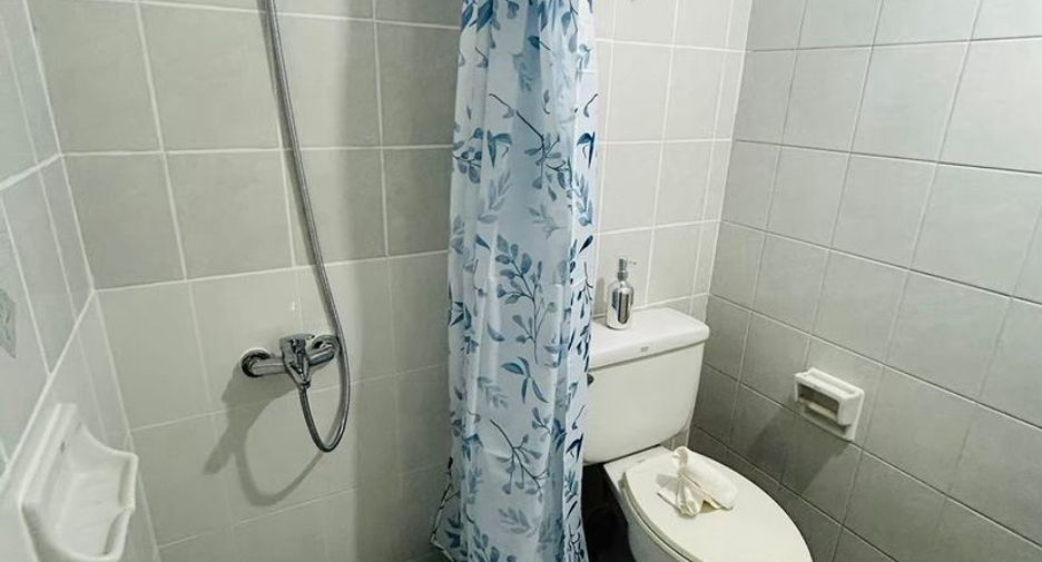 For rent 3 bedrooms condo in Yan Nawa, Bangkok