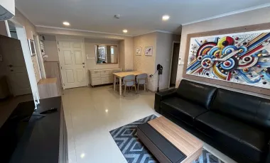 For rent 2 bedrooms condo in Huai Khwang, Bangkok