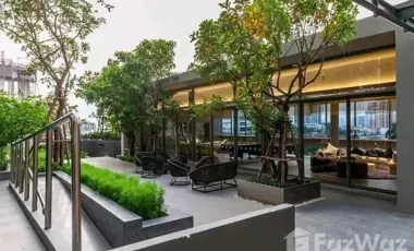 À vendre 1 chambre condo à Bang Na, Bangkok