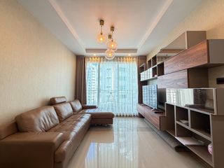 For rent 2 bedrooms condo in Huai Khwang, Bangkok