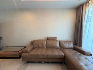 For rent 2 bedrooms condo in Huai Khwang, Bangkok