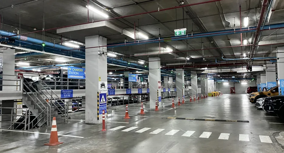 Local comercial en alquiler en Watthana, Bangkok
