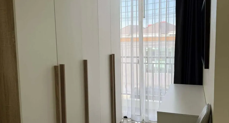 For rent 3 bedrooms house in East Pattaya, Pattaya