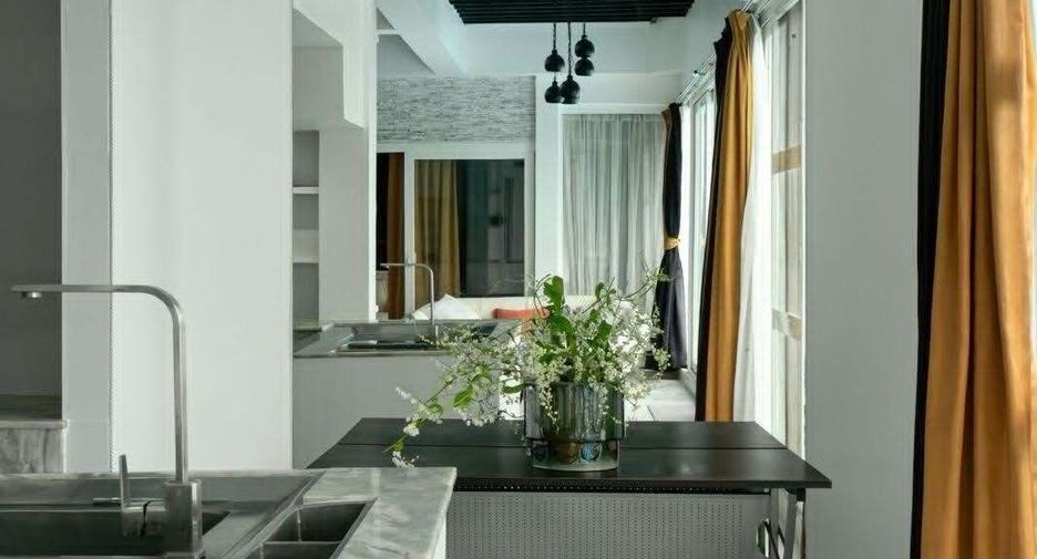 Villa en venta de 4 habitaciones en Mueang Phuket, Phuket