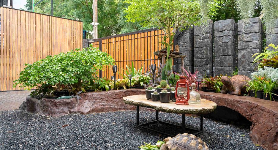 For sale and for rent 2 bedrooms house in Mueang Phuket, Phuket