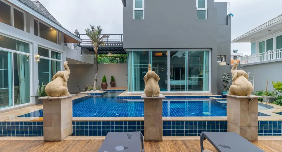 For rent 5 ベッドルーム villa in Mueang Phuket, Phuket