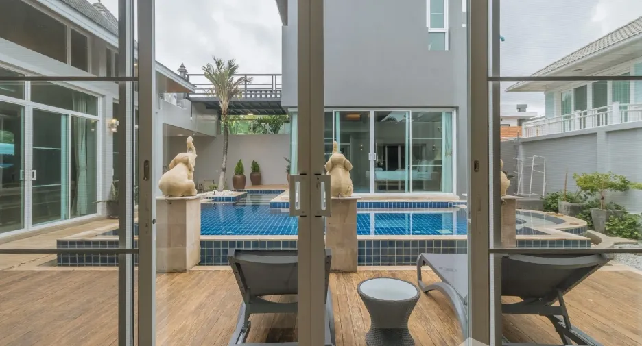 For rent 5 ベッドルーム villa in Mueang Phuket, Phuket