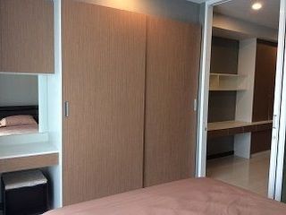 For rent 1 bed condo in Yan Nawa, Bangkok
