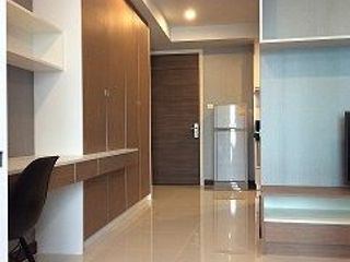 For rent 1 bed condo in Yan Nawa, Bangkok