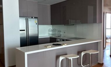 For sale 3 bedrooms condo in Khlong Toei, Bangkok