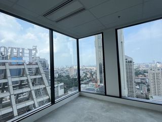 Oficina en alquiler en Bang Rak, Bangkok